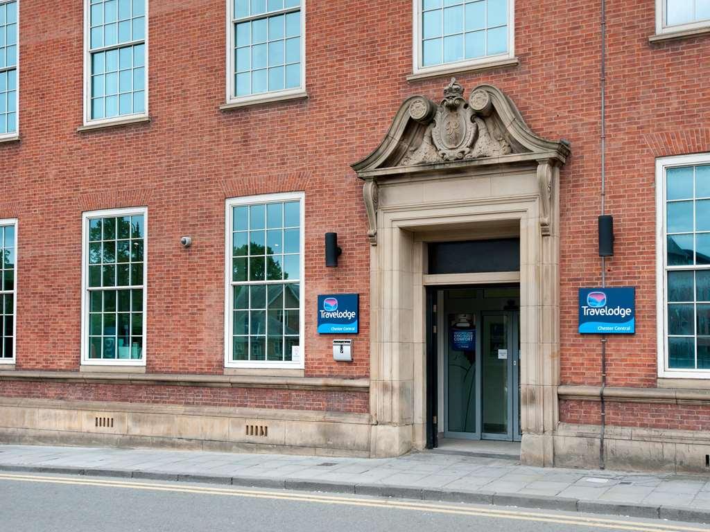 Travelodge Chester Central Exterior foto